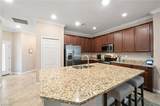 9086 Woodhurst Dr - Photo 18