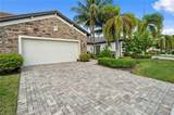 9086 Woodhurst Dr - Photo 36