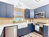 812 102nd Ave - Photo 14