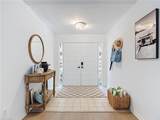812 102nd Ave - Photo 3
