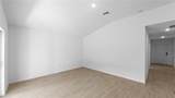 643 Chambers St - Photo 6