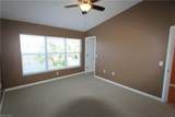 1056 Hampton Cir - Photo 15