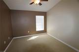 1056 Hampton Cir - Photo 6