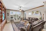 2425 Laurentina Ln - Photo 10
