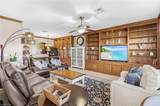 2425 Laurentina Ln - Photo 11