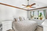 2425 Laurentina Ln - Photo 13