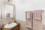 2425 Laurentina Ln - Photo 8