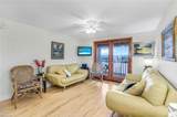 211 Buckner Ave - Photo 3