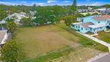 713 109th Ave - Photo 7