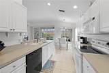10021 Colonial Country Club Blvd - Photo 17
