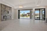 268 Barfield Dr - Photo 4