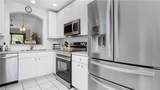7805 Woodbrook Cir - Photo 4