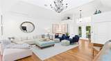 877 7th St - Photo 5