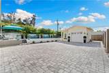 3060 Woodside Ave - Photo 32