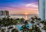 3000 Oasis Grand Blvd - Photo 4