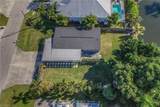 2432 Lake Ave - Photo 37