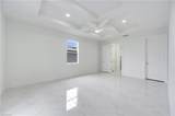 652 Kraft St - Photo 14