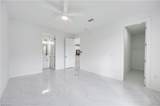 652 Kraft St - Photo 17