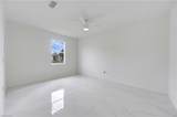 652 Kraft St - Photo 18