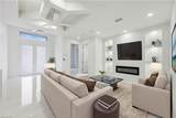 652 Kraft St - Photo 6