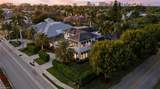 725 Harbour Dr - Photo 4