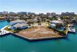 996 Spruce Ct - Photo 6