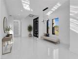 910 Golden Gate Blvd - Photo 32