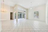 1580 Clermont Dr - Photo 4