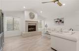 2307 Queens Way - Photo 18