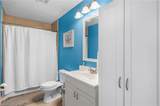 4870 Hawthorn Woods Way - Photo 16