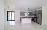 1507 11th St - Photo 2