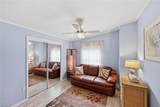 1229 Skyline Dr - Photo 16