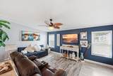 1229 Skyline Dr - Photo 7