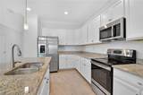 2126 Hamlin St - Photo 12