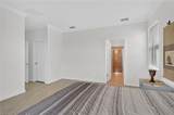 2126 Hamlin St - Photo 16
