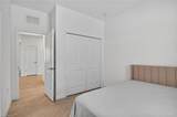 2126 Hamlin St - Photo 19