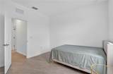 2126 Hamlin St - Photo 20