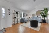 6555 Willow Lake Cir - Photo 3