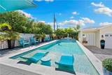 3060 Woodside Ave - Photo 27