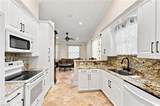1345 Mariposa Cir - Photo 11