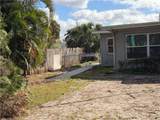 2632 Weeks Ave - Photo 4