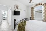 3304 Menores Way - Photo 18