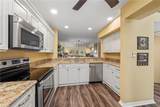 19535 Lost Creek Dr - Photo 10