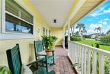 2319 Queens Way - Photo 2