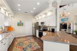 418 Panay Ave - Photo 12