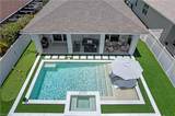 1100 Steeves Ave - Photo 2