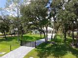 1109 15th St - Photo 3