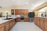609 16th Ter - Photo 13