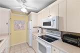 555 Park Shore Dr - Photo 2