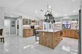 410 6th St - Photo 16